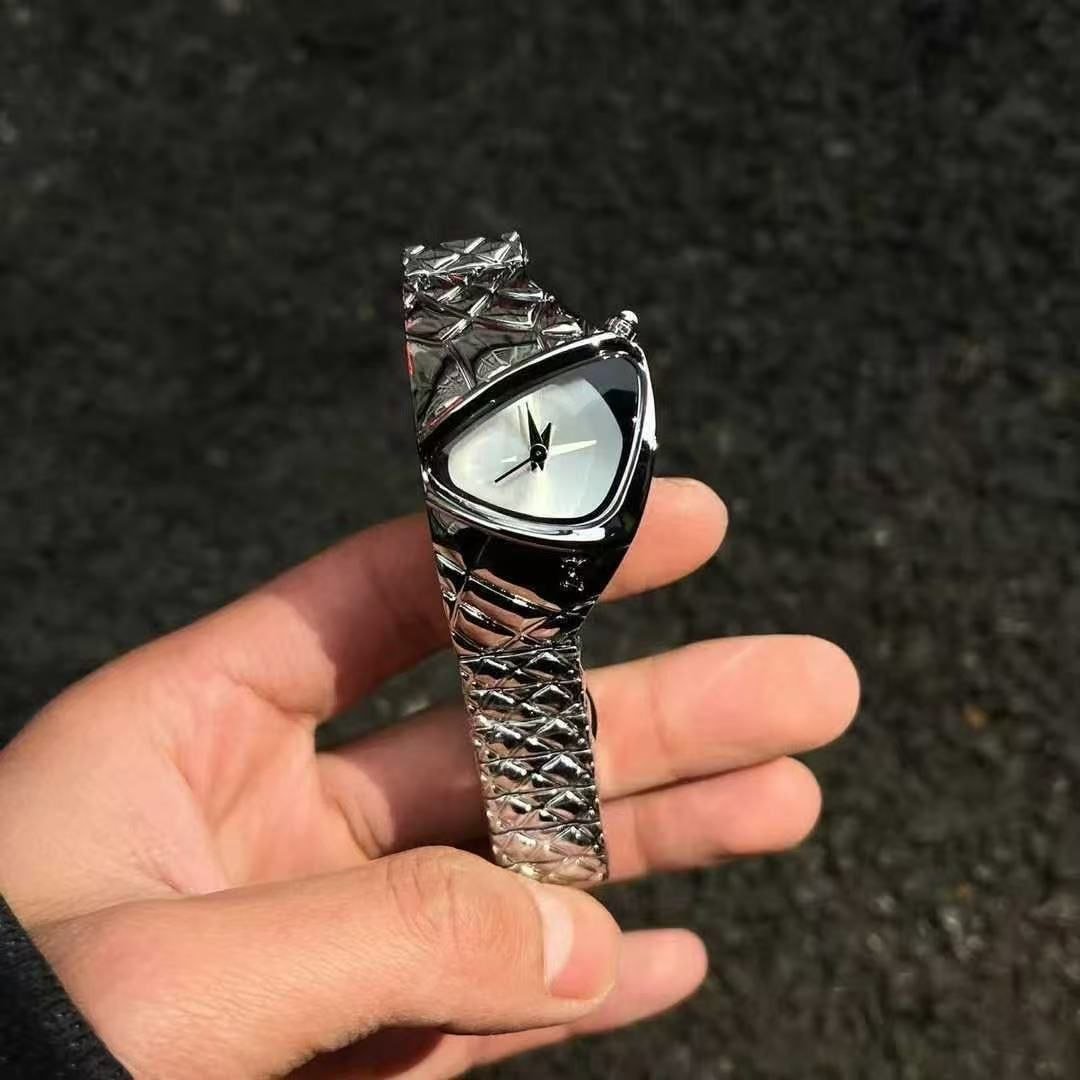 Y2K Irregular Retro Dragon Eye Watch - White